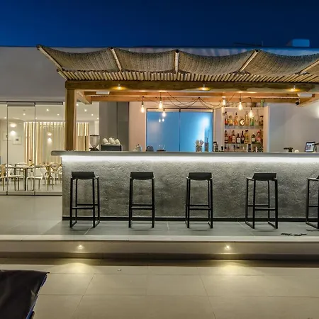 فندق Lianos Village ستيليدا