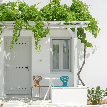 Lianos Village فندق 3*