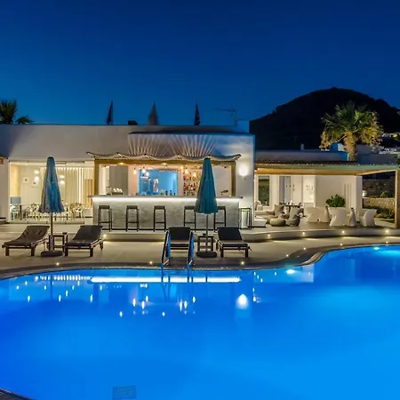 فندق Lianos Village ستيليدا