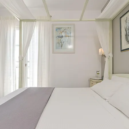 فندق Lianos Village