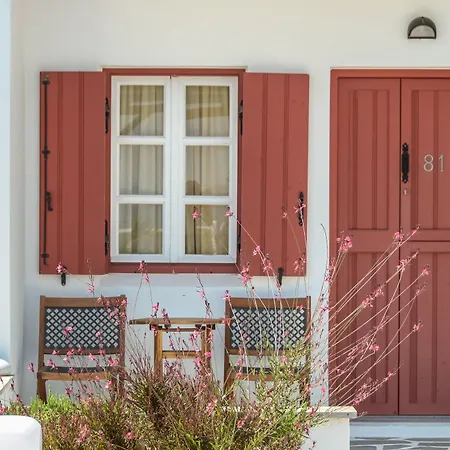 Lianos Village ستيليدا