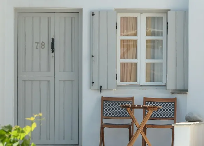 Lianos Village Otel 3*