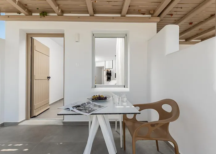 Lianos Village Otel 3*