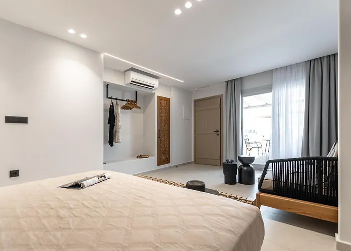 Lianos Village Otel 3*