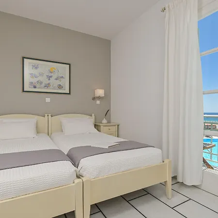 Hotel Lianos Village