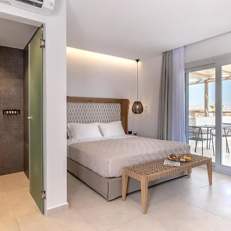 Lianos Village Hotel