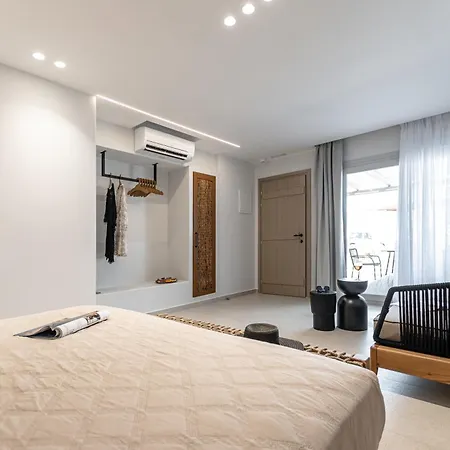 Lianos Village Otel 3*
