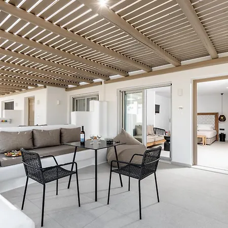 Lianos Village Hotel