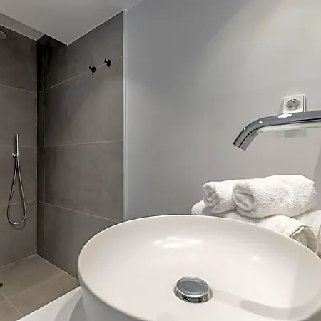 Hotell Lianos Village 3*