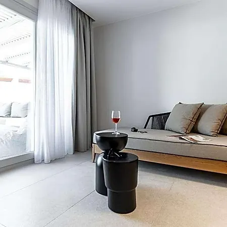 Lianos Village Hotell